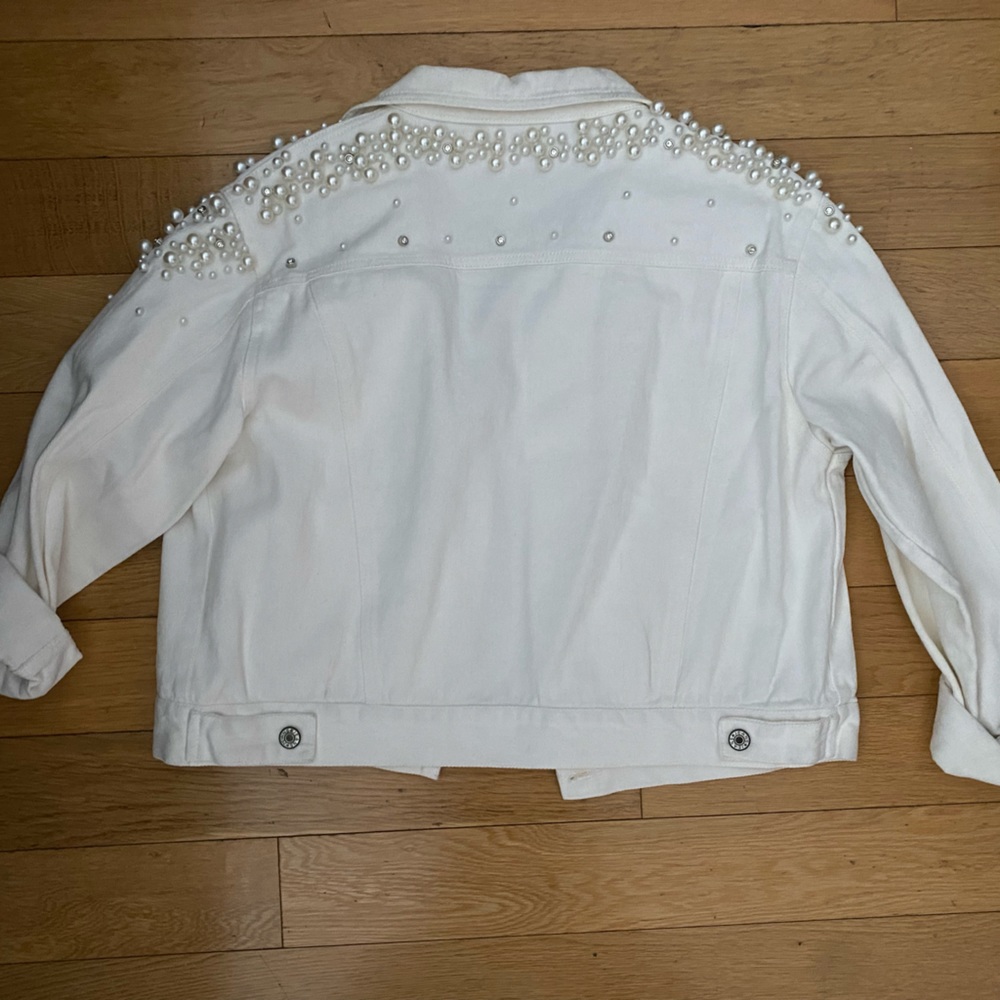 White Bedazzled Denim Jacket (XL)